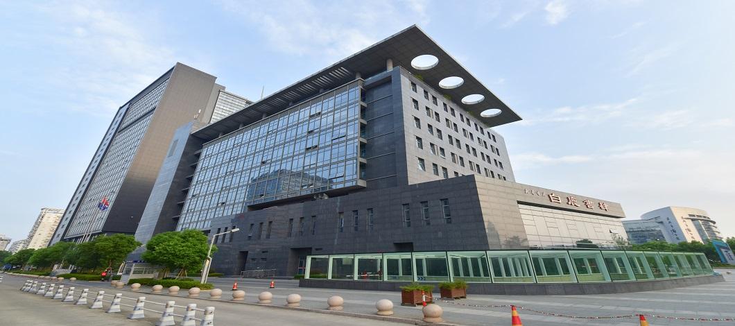 公司承建的浙江溫州電信大樓工程榮獲兩項(xiàng)（土建、安裝）中國(guó)建設(shè)工程魯班獎(jiǎng)